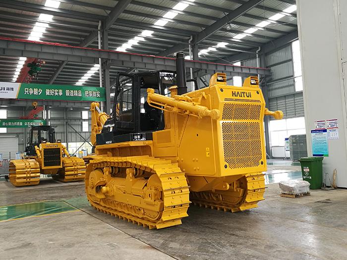 320HP Bulldozer HD32 (3)